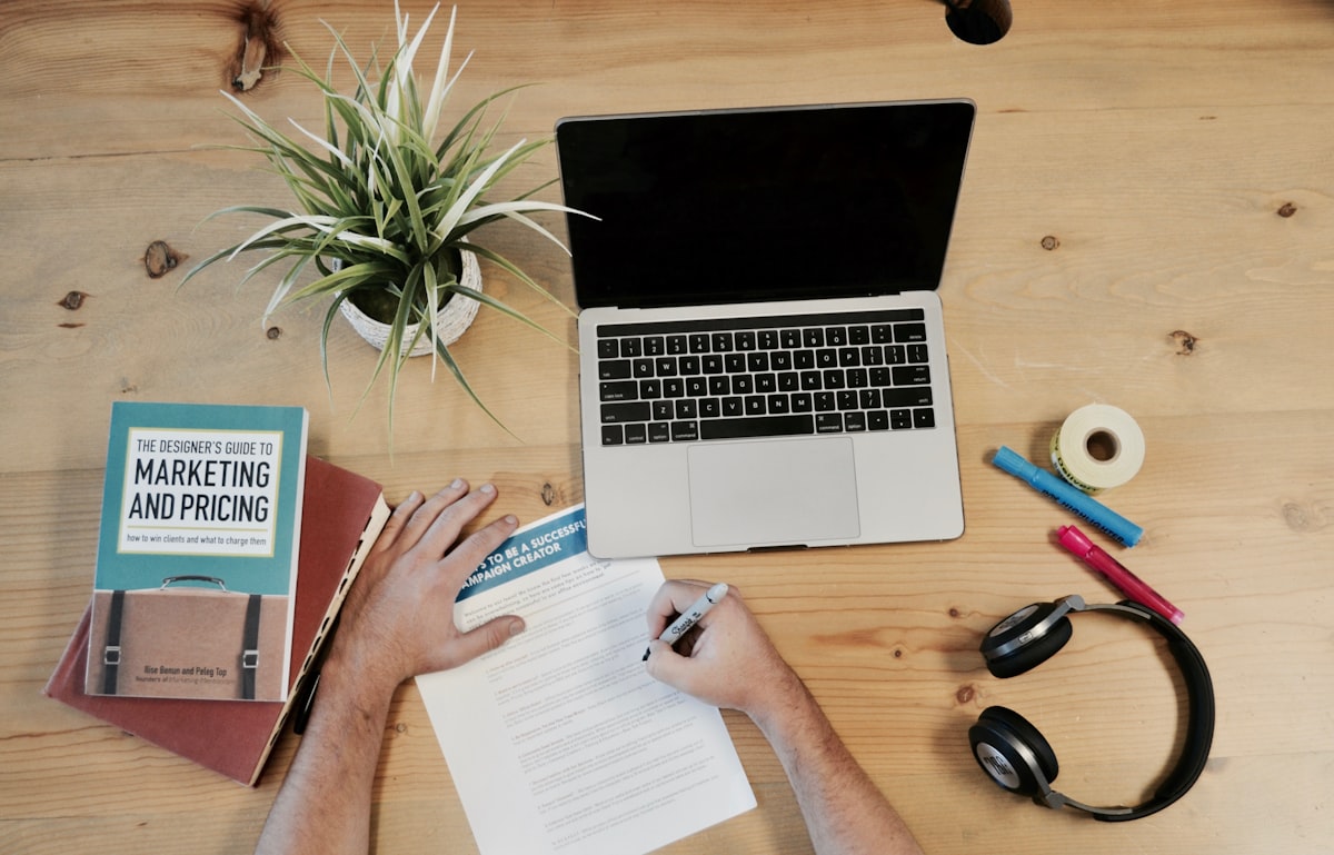 Sales Pipeline & Opportunities